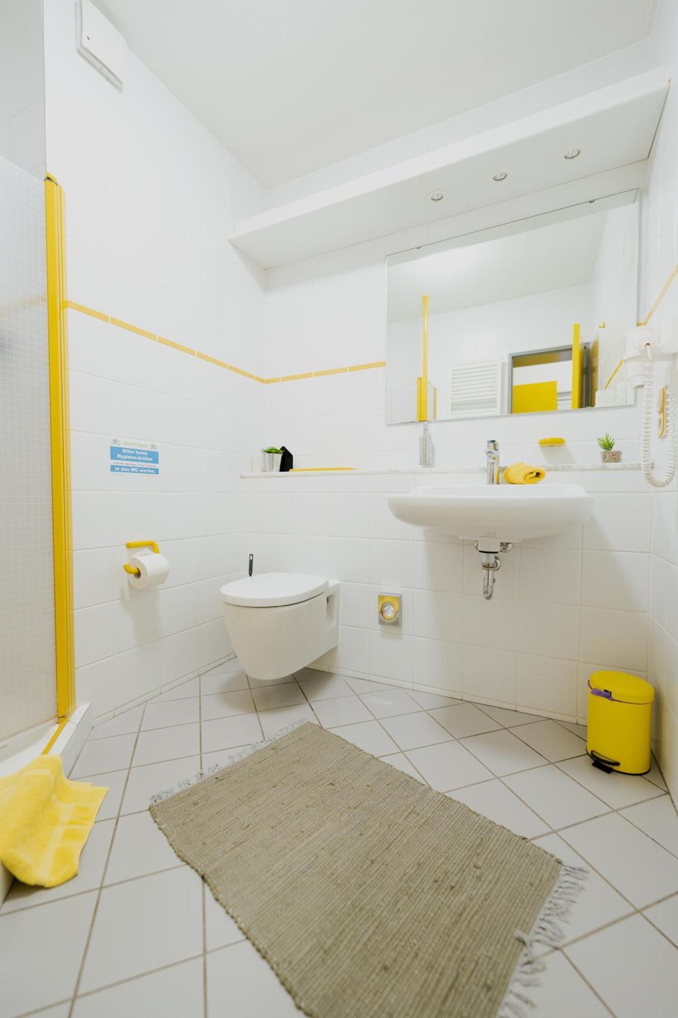 Ferienhaus Schoene Aussicht Ferienwohnung Gelb Hemfurth-Edersee Exterior foto